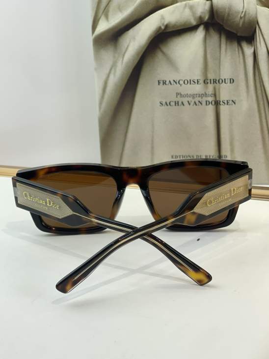 Picture of Dior Sunglasses _SKUfw76161953fw